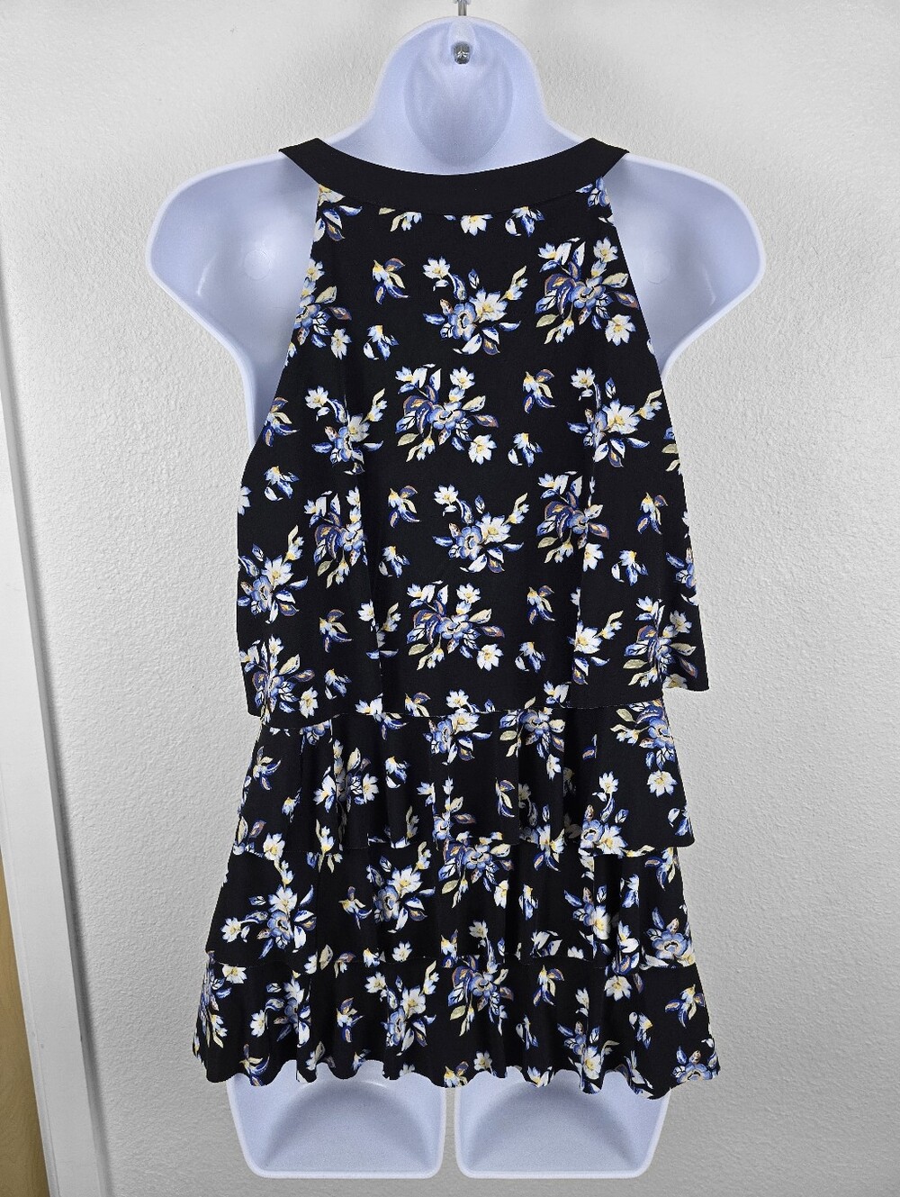 WHBM | Black + Multicolor Floral Tiered Ruffle Lace Front Tank Top Size Small - Picture 2 of 12